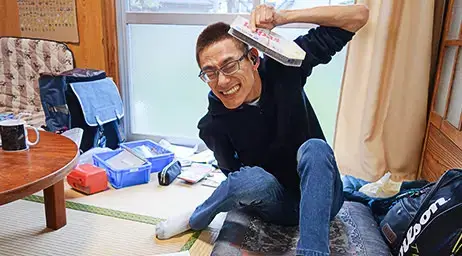 アーティストと真っ向対峙