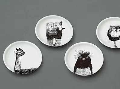 小皿に書かれたイラスト